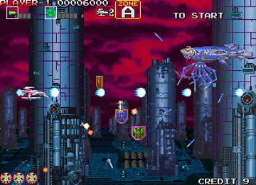 Darius Gaiden - Silver Hawk (World) screen shot game playing